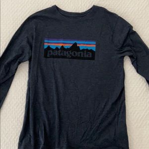 Patagonia navy long sleeve logo tee